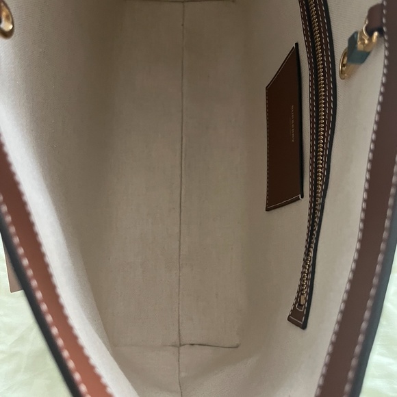 New Authentic Burberry Medium Soft TB Monogram Leather Tote - Picture 6 of 9